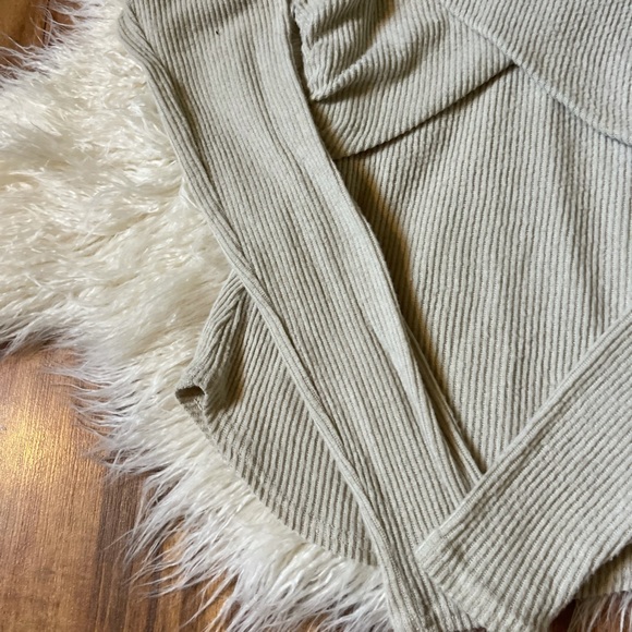 Free People Marley Off Shoulder Twist Top - Picture 3 of 7